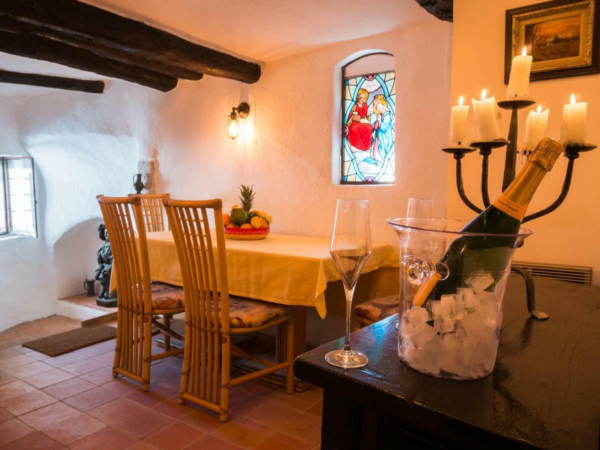 Eze Monaco Middle Of Old Town Of Eze Vieux Village Romantic Hideaway With Spectacular Sea View المظهر الخارجي الصورة